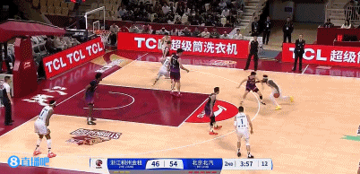 天神下凡！杰曼高打板不中 曾凡博底線殺出單臂補(bǔ)扣