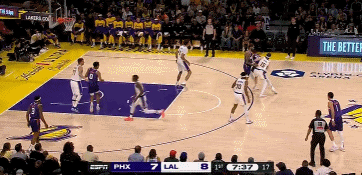 就這么簡單！杜蘭特大變向晃過海斯輕松雙手暴扣 太陽回應9-1反超