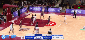 神來之筆！阿不都對抗防守 失衡后拋投打板命中還要加罰