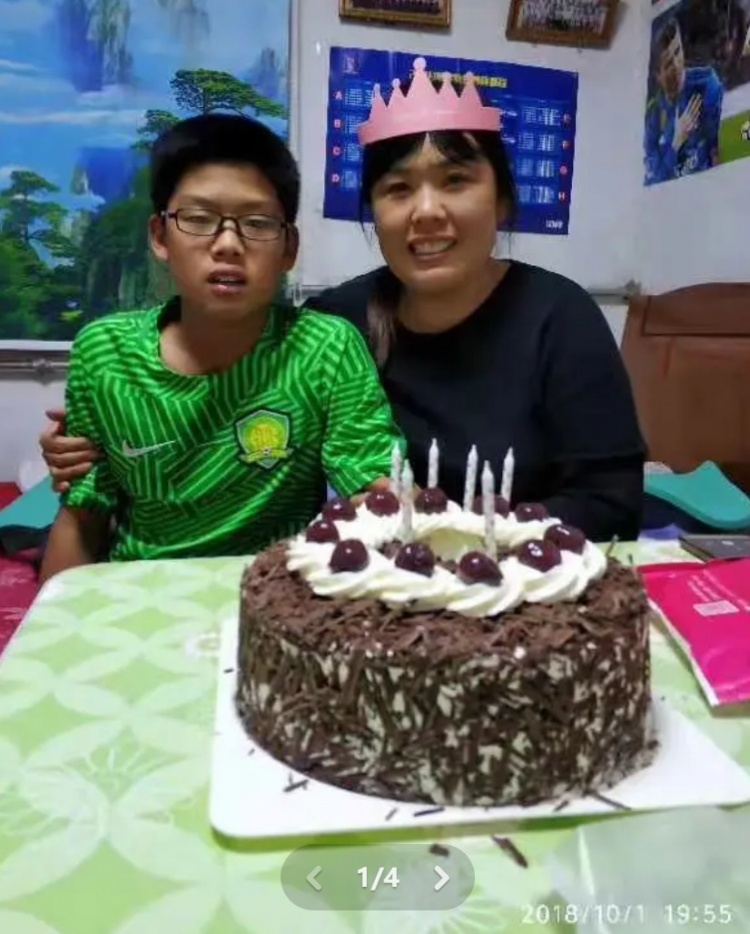 郭嘉璇母親曬照悼念兒子：璇兒生日快樂，希望天堂幸福