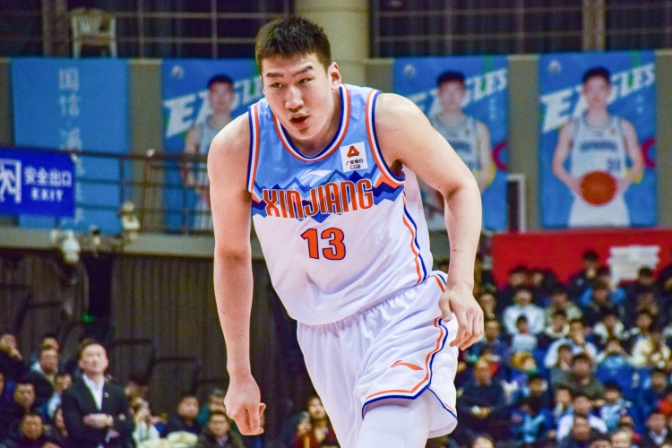 高效輸出！李炎哲半場7中5拿到12分2板1助1斷2帽