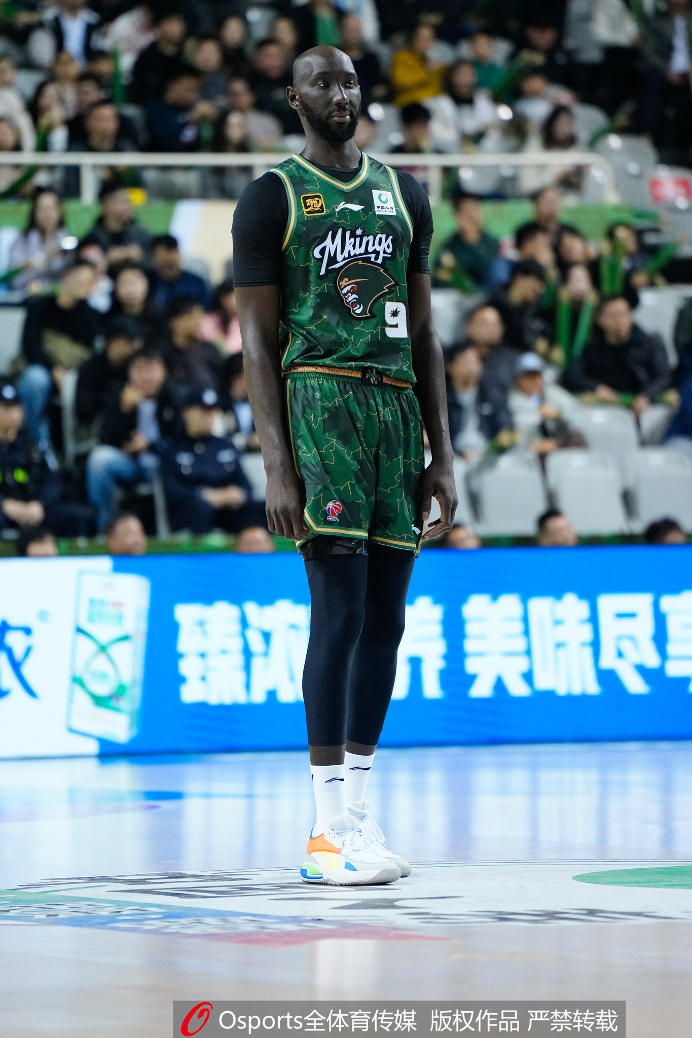 這身高吃餅真舒服！法爾半場8分鐘各種暴扣 4中4貢獻(xiàn)12分4籃板