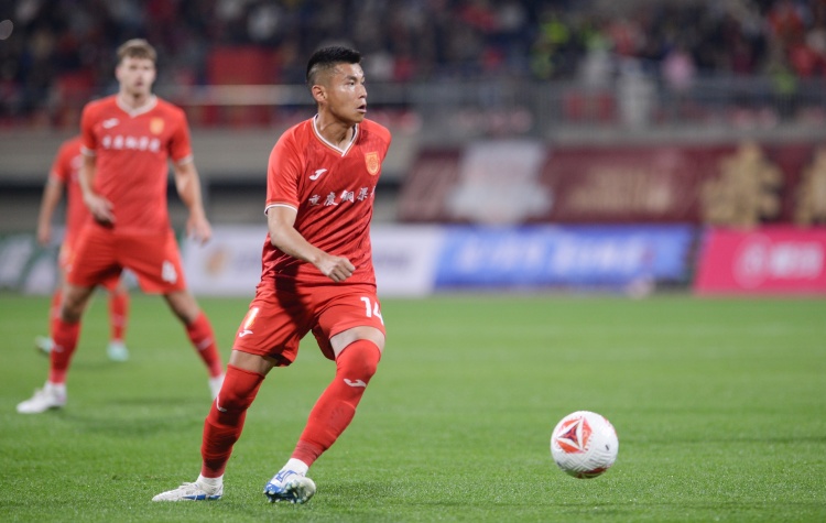 重慶銅梁龍官方：程燁桐傷缺2-3周，黃希揚傷缺1周